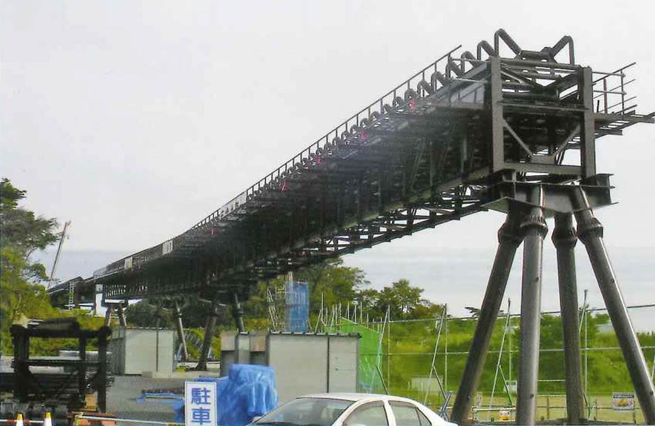 佐藤鉄工産業とタオ・エンジニアリングのコラボで作成された土砂運搬コンベア